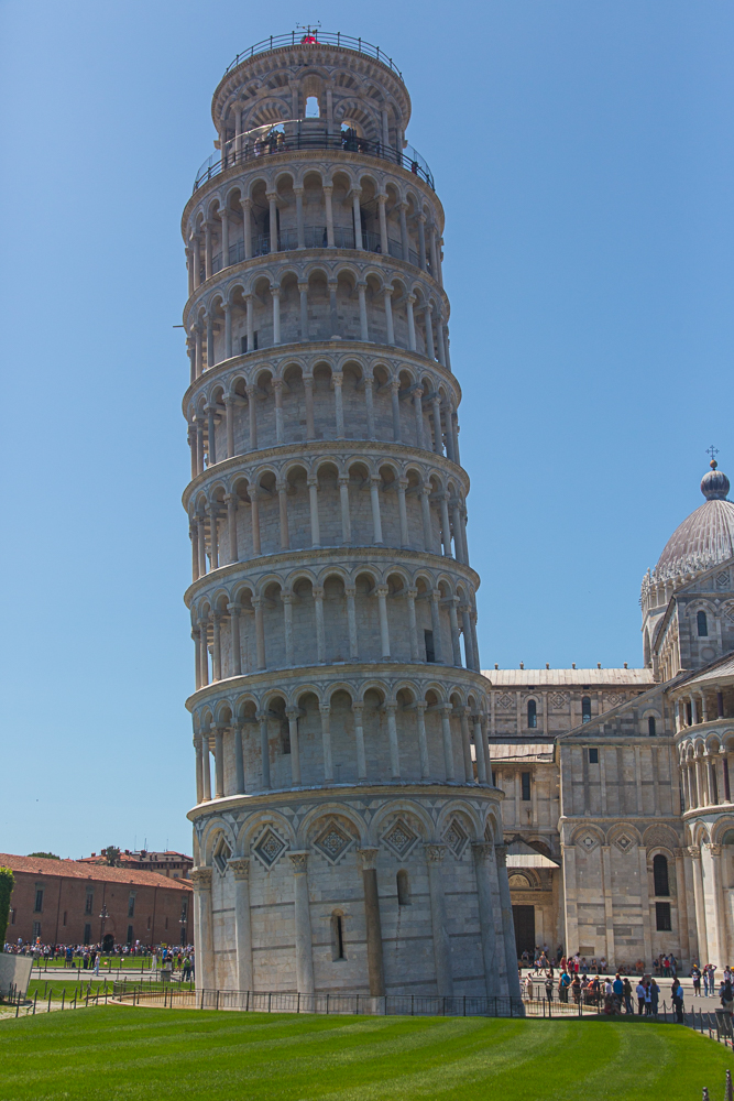 Leaning Tower of Pisa.jpg